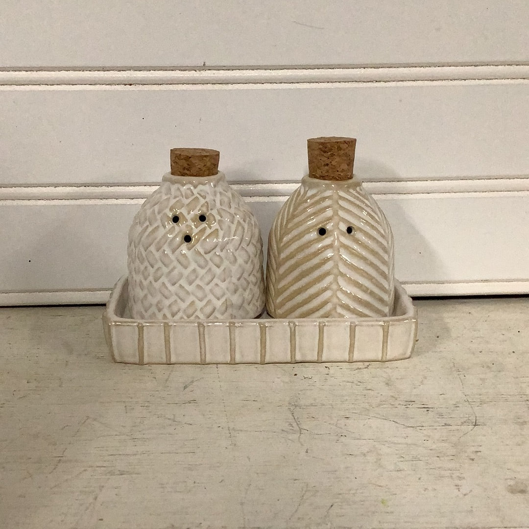 Texted stoneware salt and pepper set